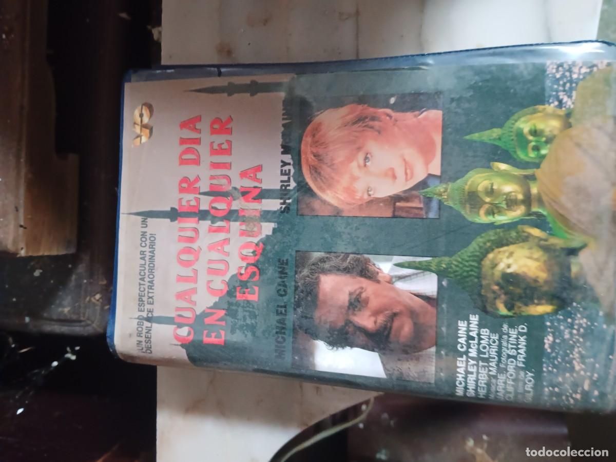 Coleccionismo: Cualquier d&iacute;a en cualquier esquina&rdquo; (originalmente titulada Gambit) en formato DVD.La pel&iacute;cula es un