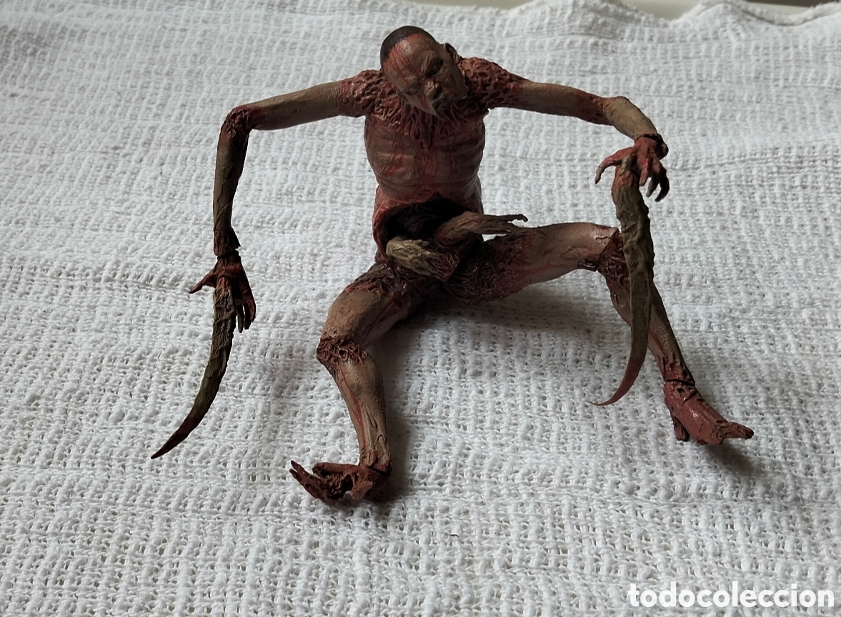 Coleccionismo: Figura zombie realista 16 cm &ndash; terror / Halloween / decoraci&oacute;n