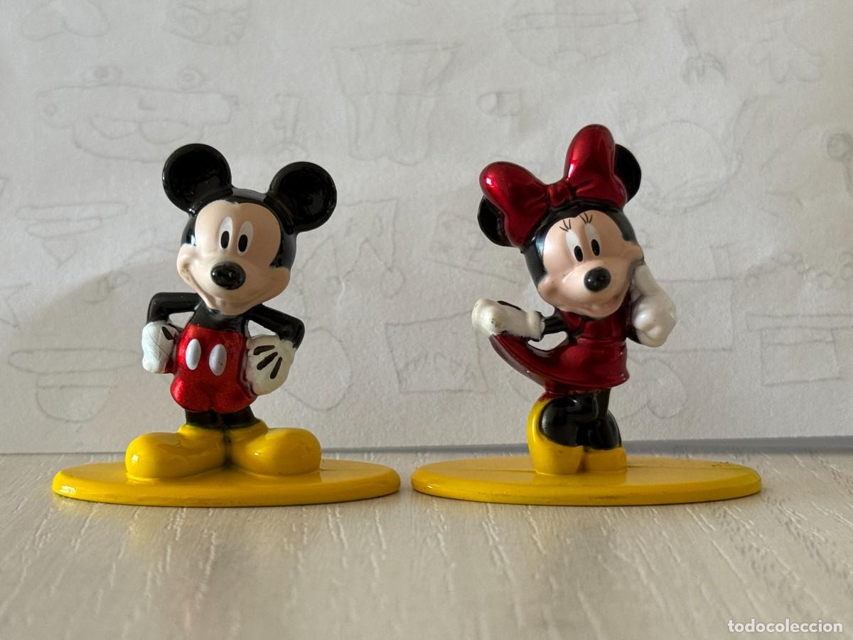 Coleccionismo: Mickey y Minnie Mouse mini figuras Disney met&aacute;licas color