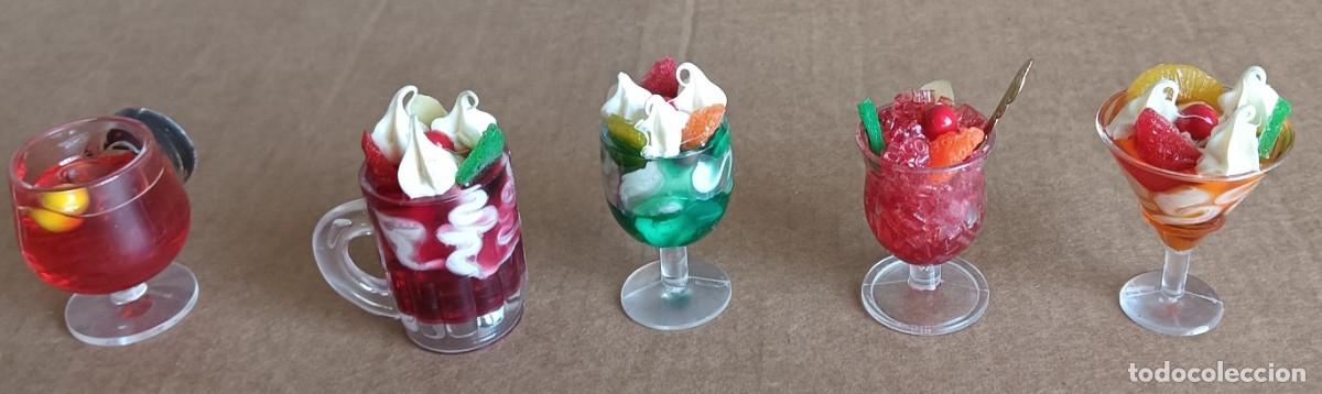 Coleccionismo: 11 imanes jarras y copas de coctel - Pl&aacute;stico - Foto 5