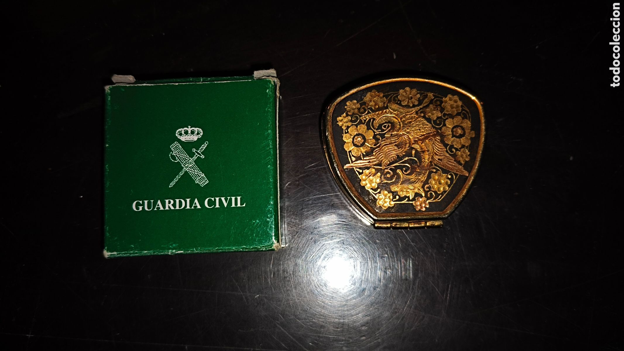 Coleccionismo: Pastillero chapado en oro guardia civil Espa&ntilde;a