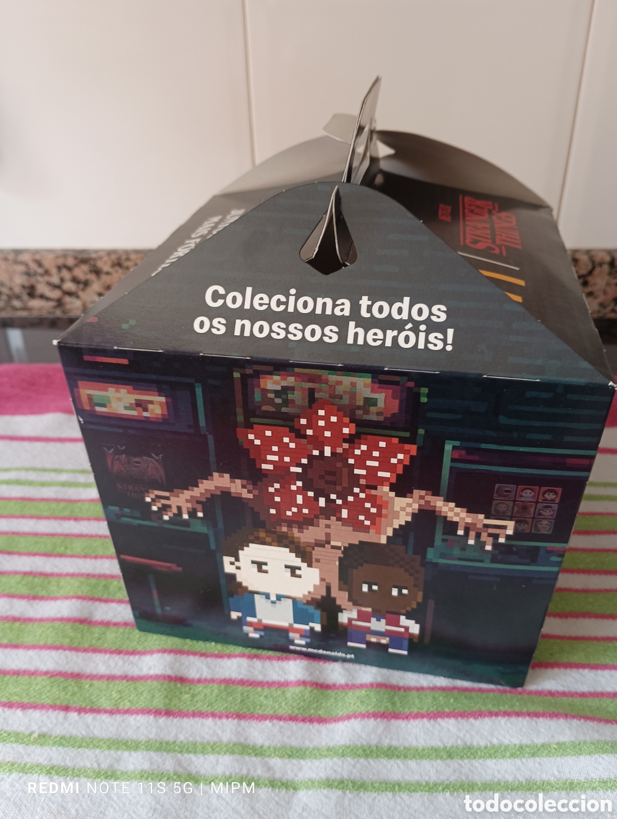 Coleccionismo: Caja men&uacute; stranger things por McDonalds - Foto 4
