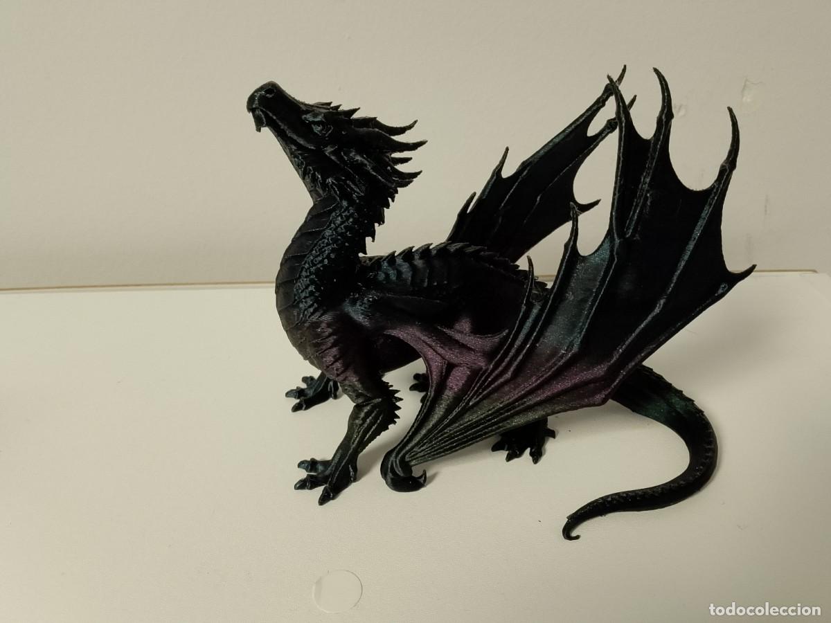 Sammeln: Figura de Drag&oacute;n con una pose majestuosa
