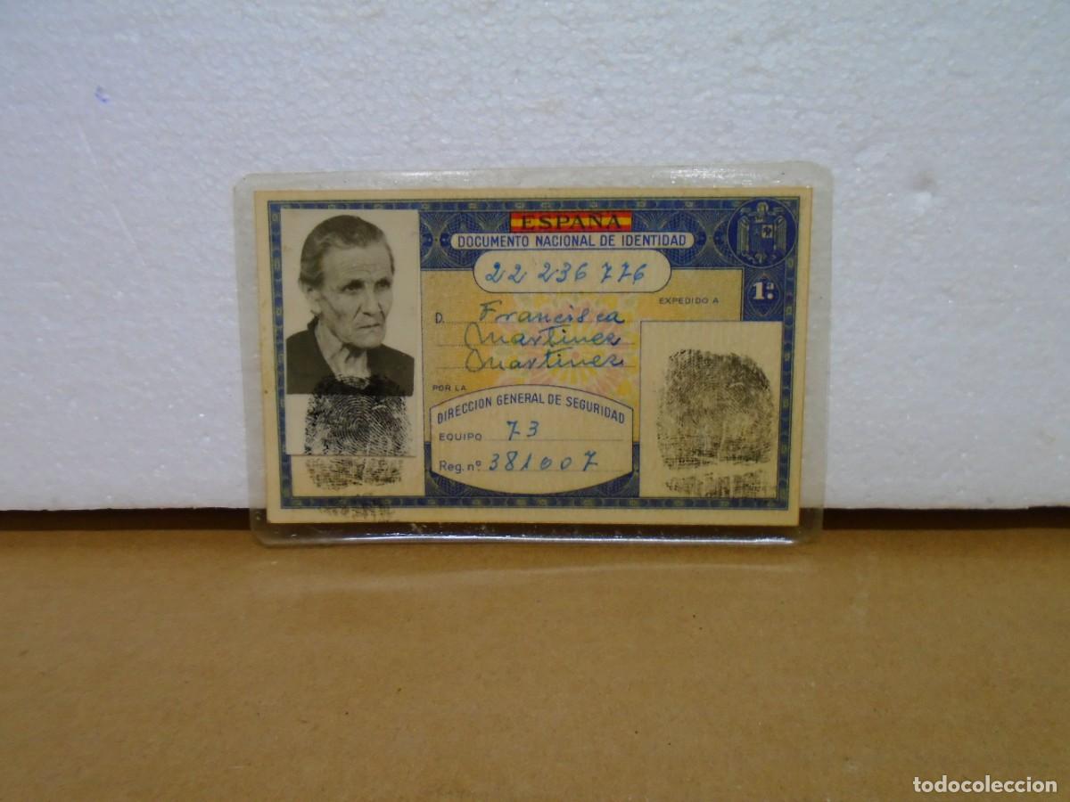 Coleccionismo: JUMILLA(MURCIA)D.N.I. SRA. NACIDA 1894 EN JUMILLA.CARNET EXPEDIDO 1966.