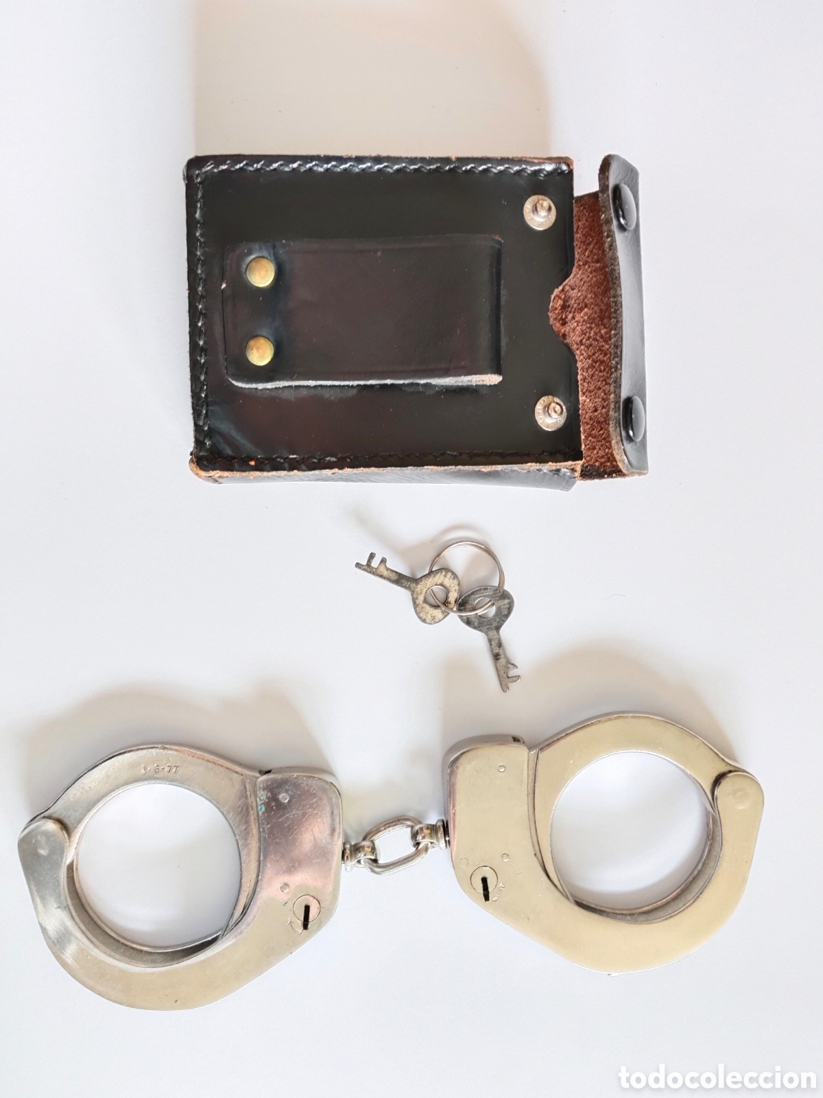 Sammeln: ANTIGUAS ESPOSAS DE LA MARCA STAR DE LA POLICIA NACIONAL ESPA&Ntilde;OLA - A&Ntilde;O 1977? CON SUS LLAVES Y FUNDA