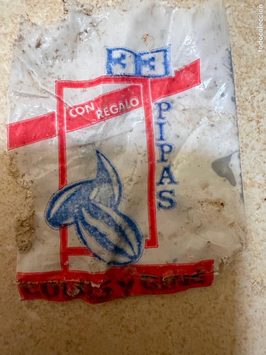 Coleccionismo: Bolsa de pipas con regalo