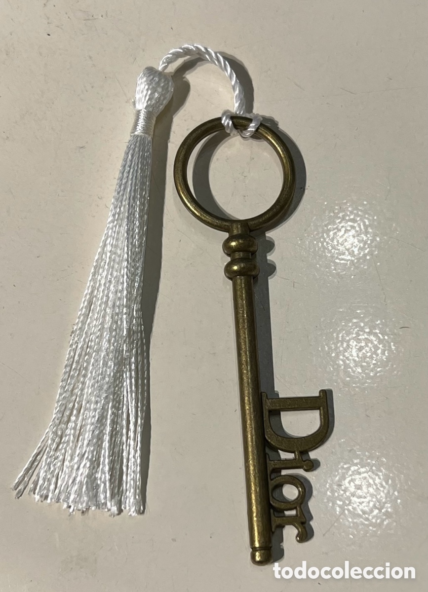 Colecionismo: Colgante Llave. DIOR. Metal.