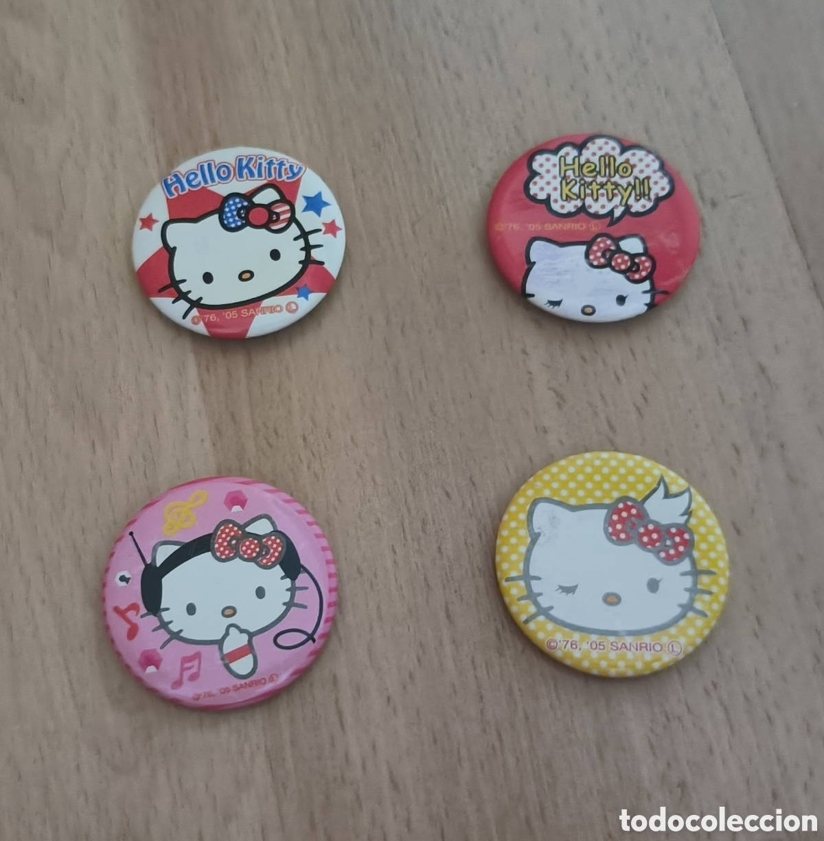 Coleccionismo: Cuatro chapas Hello Kitty