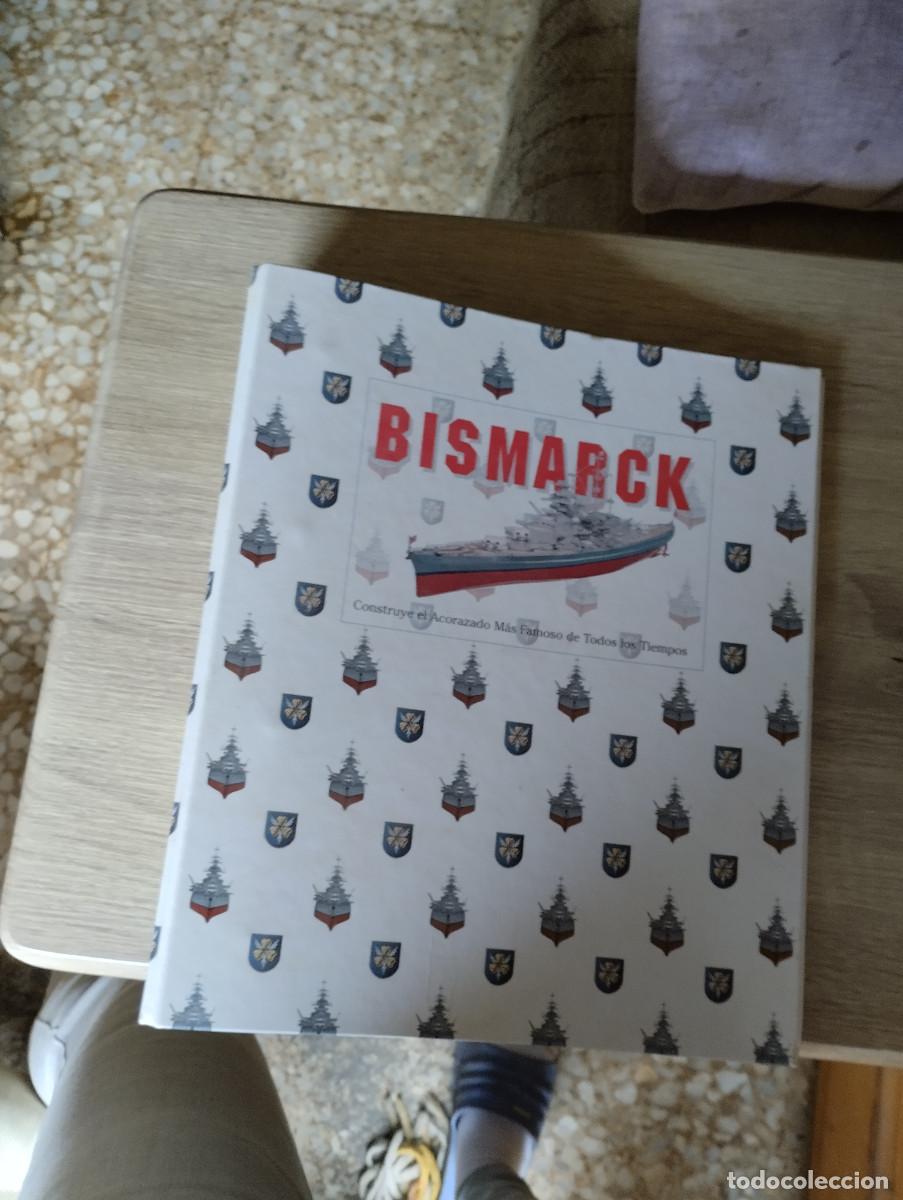 Coleccionismo: carpeta casi vacia de la coleccion bismarck de fg editores