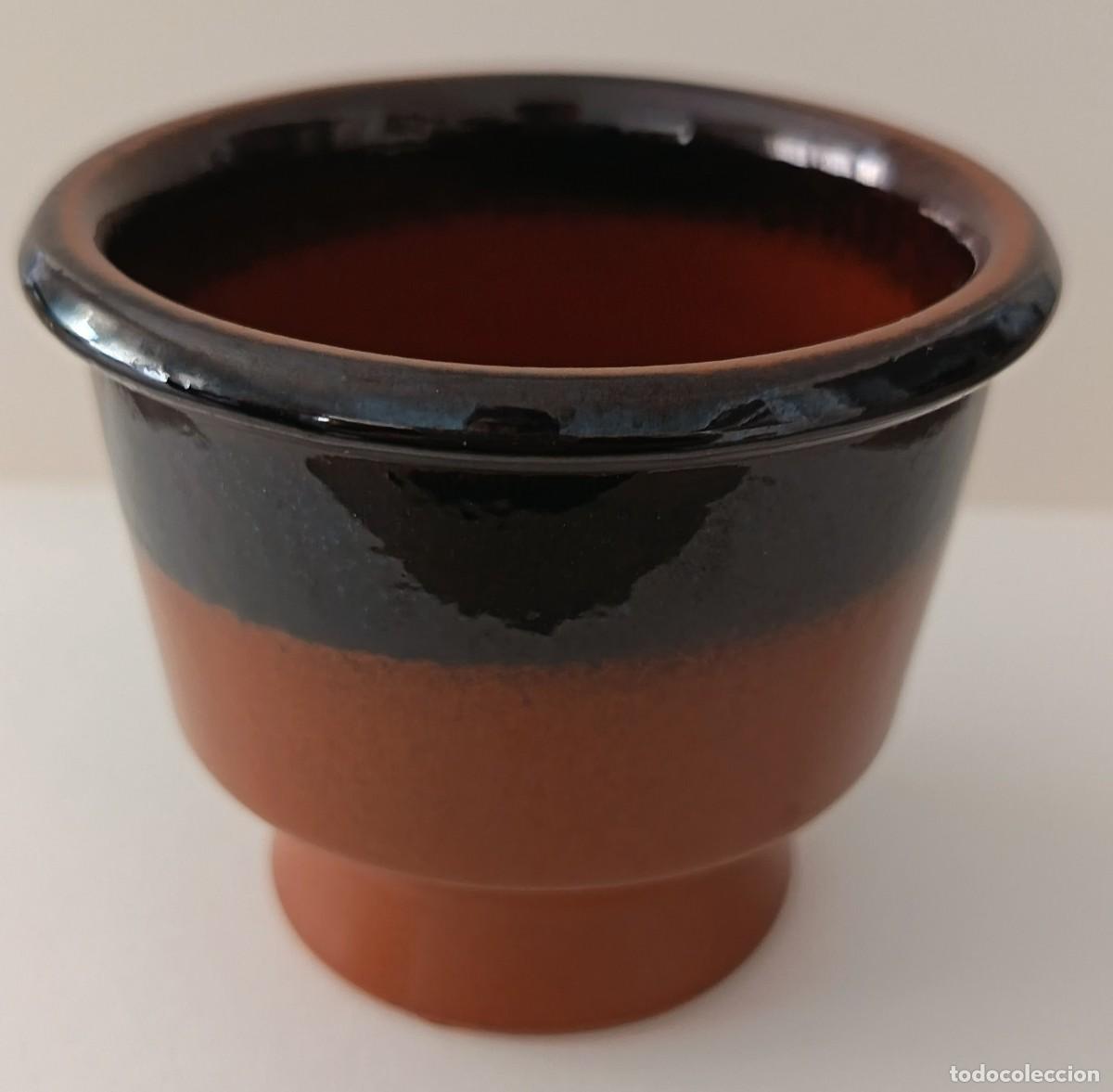 Coleccionismo: Recipiente de ceramica esmaltada. Meridiano Villareal.