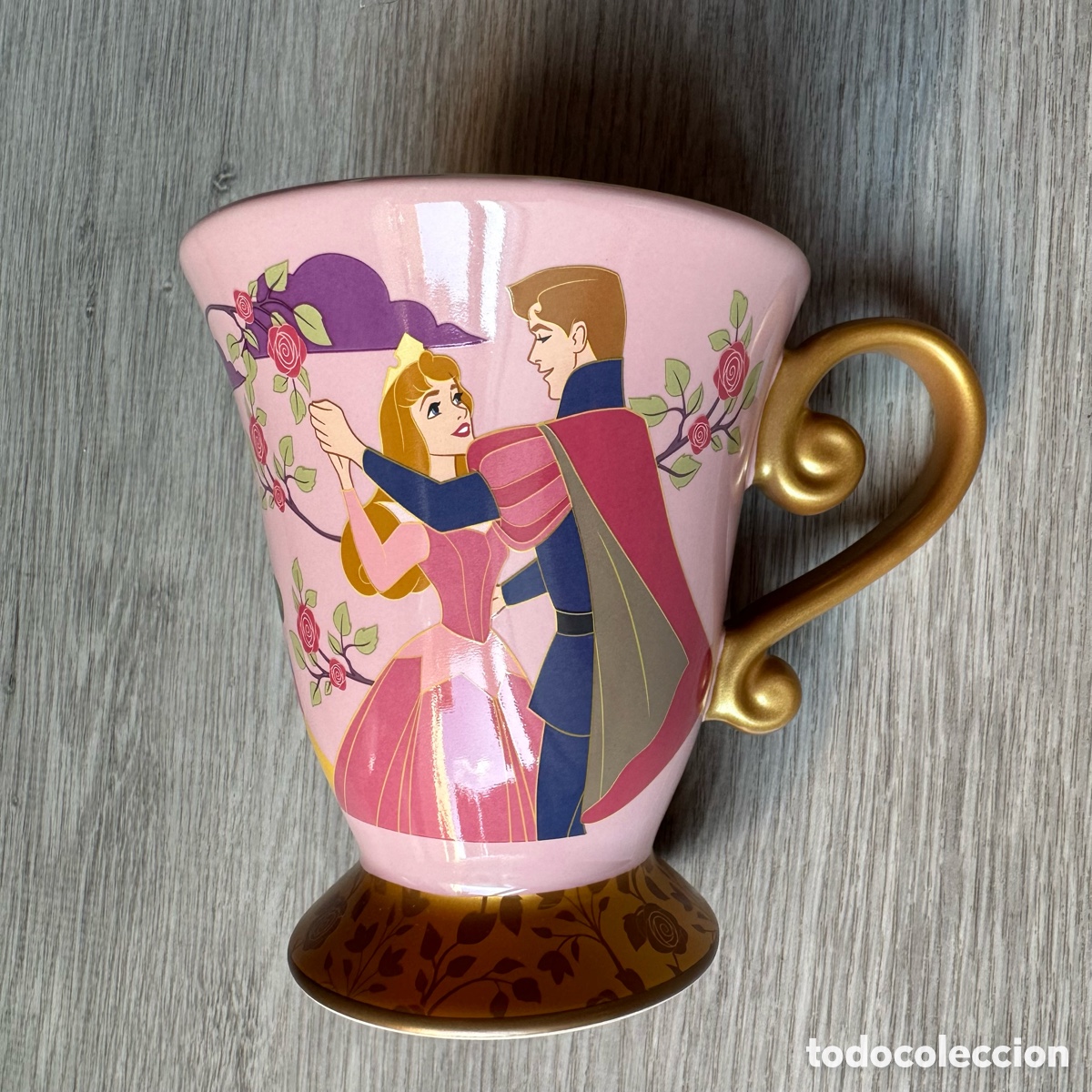 Coleccionismo: Taza castillo La Bella Durmiente, Disney Store.