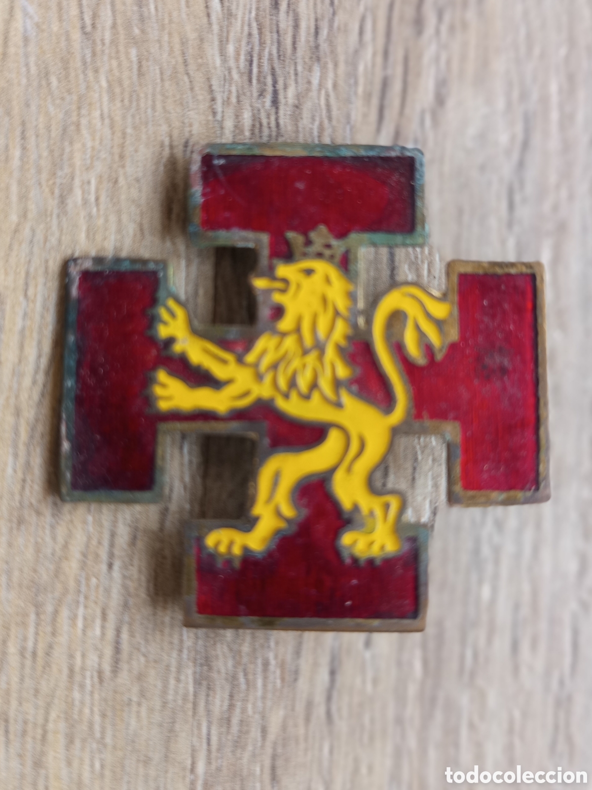 Coleccionismo: INSIGNIA JEFE DE ESCUADRA OJE
