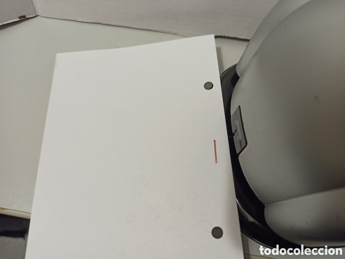 Coleccionismo: M&aacute;quina de grapar y perforar. - Foto 7