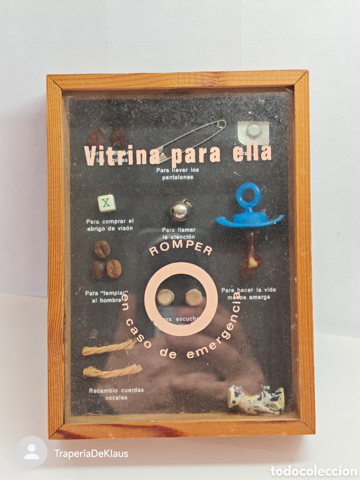 Coleccionismo: VITRINA PARA ELLA - ARTICULO DE BROMA - CAR240