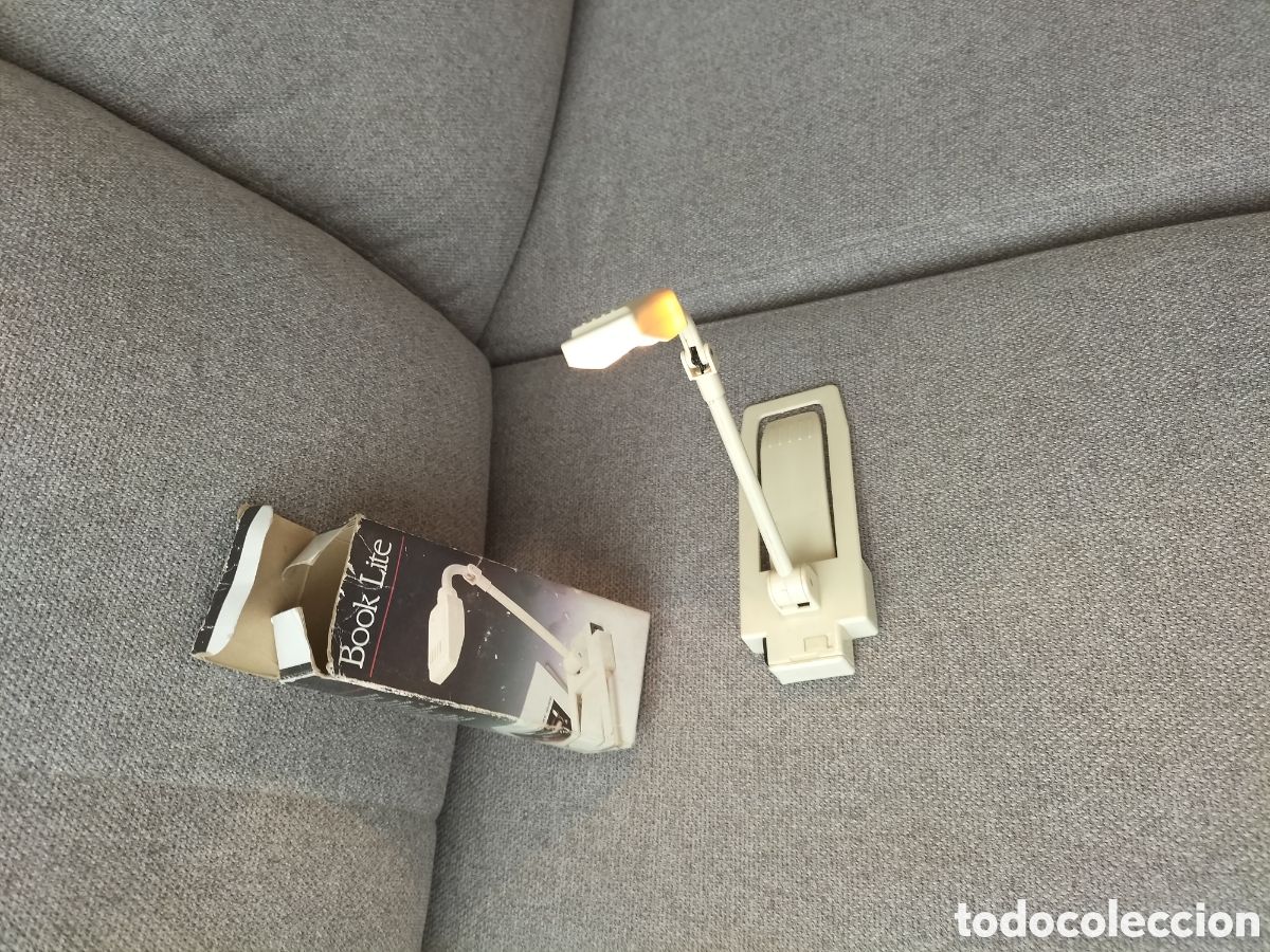 Coleccionismo: Peque&ntilde;o flexo,vintage,funciona correctamente