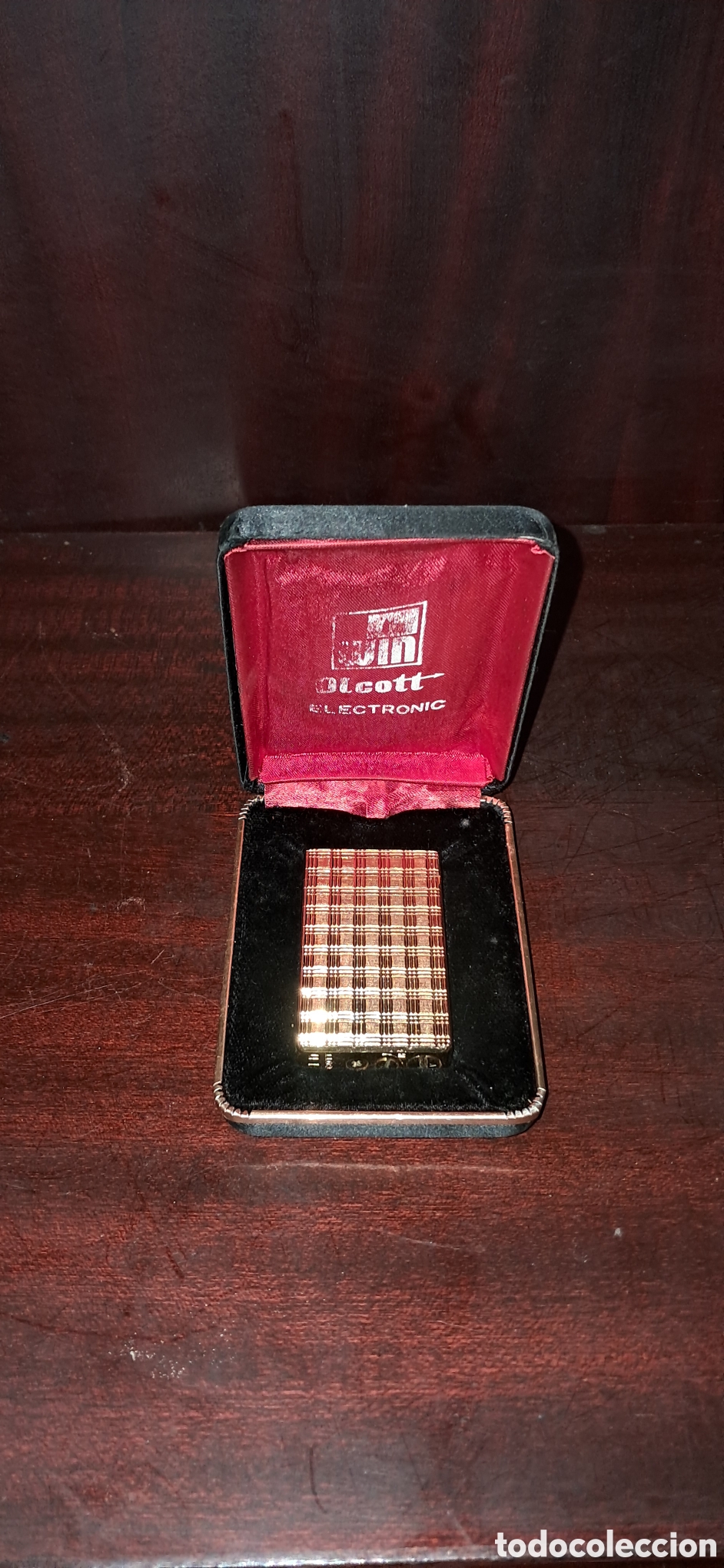 Collectionnisme: Encendedor Vintage Win Olcott Electronic - Acabado Dorado con Estuche.