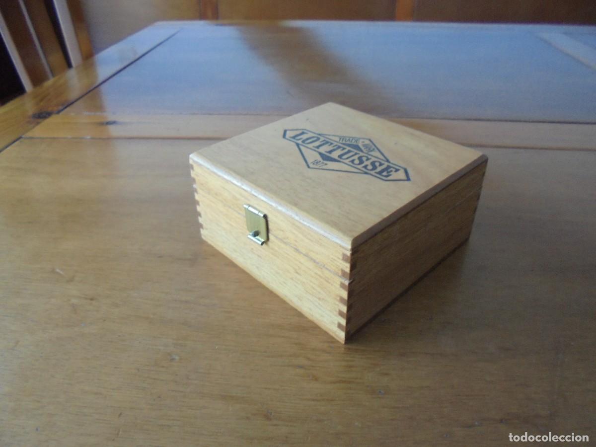 Coleccionismo: CAJA DE MADERA PARA CINTUR&Oacute;N U OTROS OBJETOS LOTUSSE