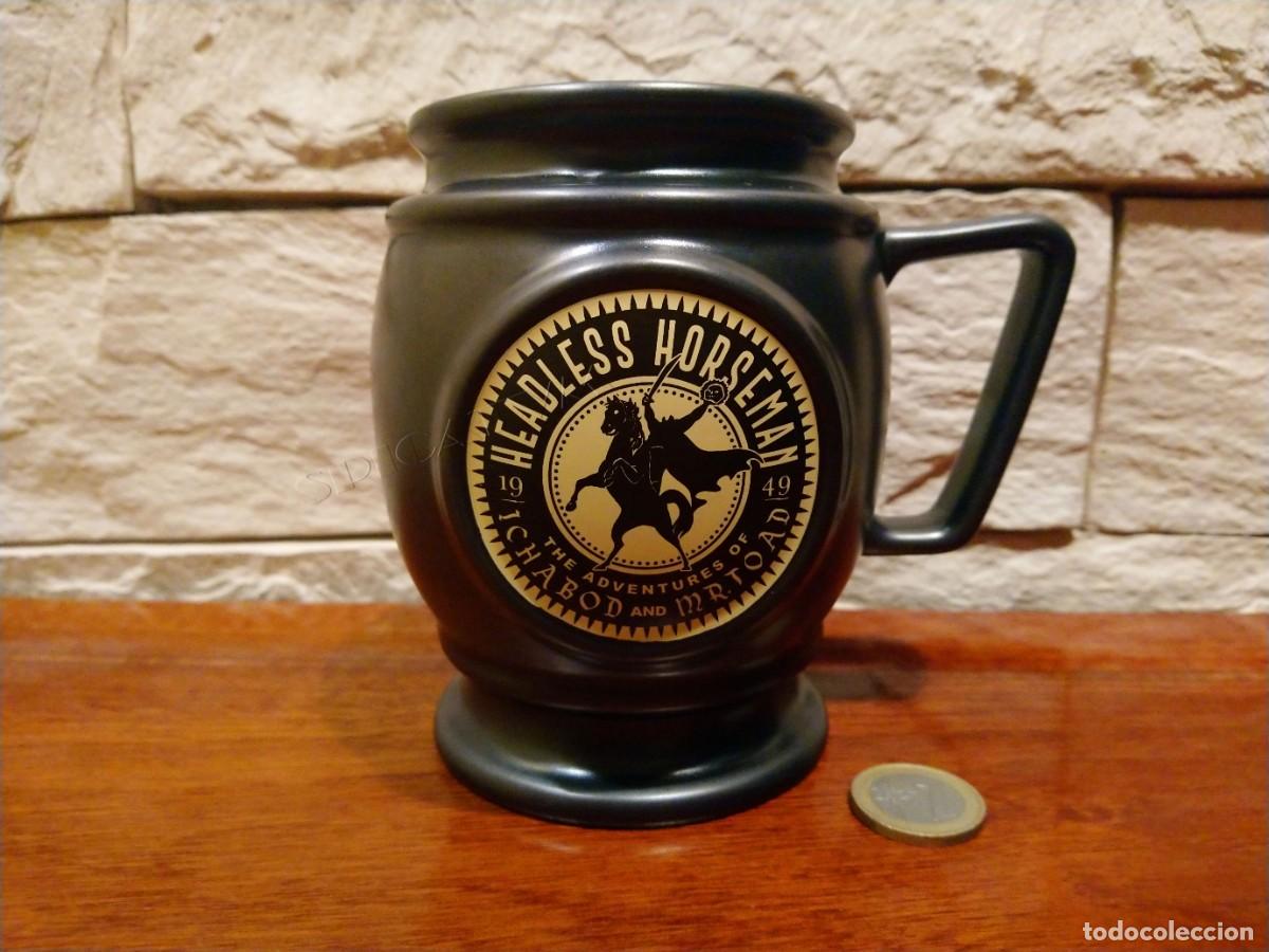 Coleccionismo: DISNEY STORE - SLEEPY HOLLOW - TAZA - HEADLESS HORSEMAN - ICHABOB AND MR. TOAD - NUEVA