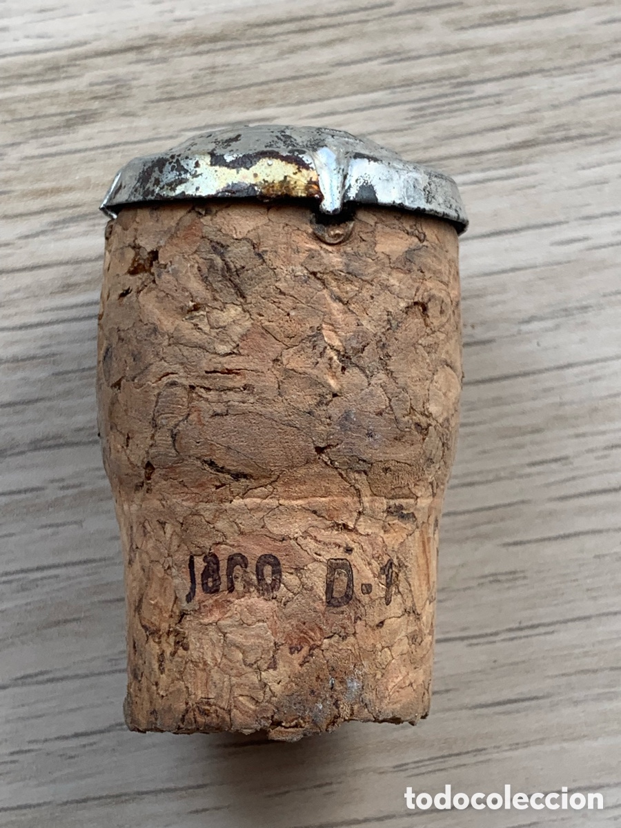Coleccionismo: &bull;ANTIGUA PLACA DE CAVA FREIXENET CON SU CORCHO - Foto 2