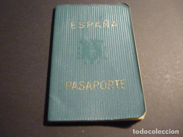 Coleccionismo: PASAPORTE ESPA&Ntilde;A 1971 INGENIERO INDUSTRIAL VIAJES A PAISES ARABES COMPLETO