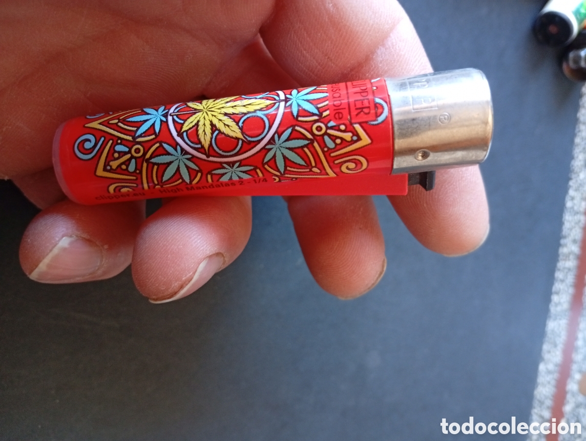 Coleccionismo: Mechero Clipper hojas de marihuana