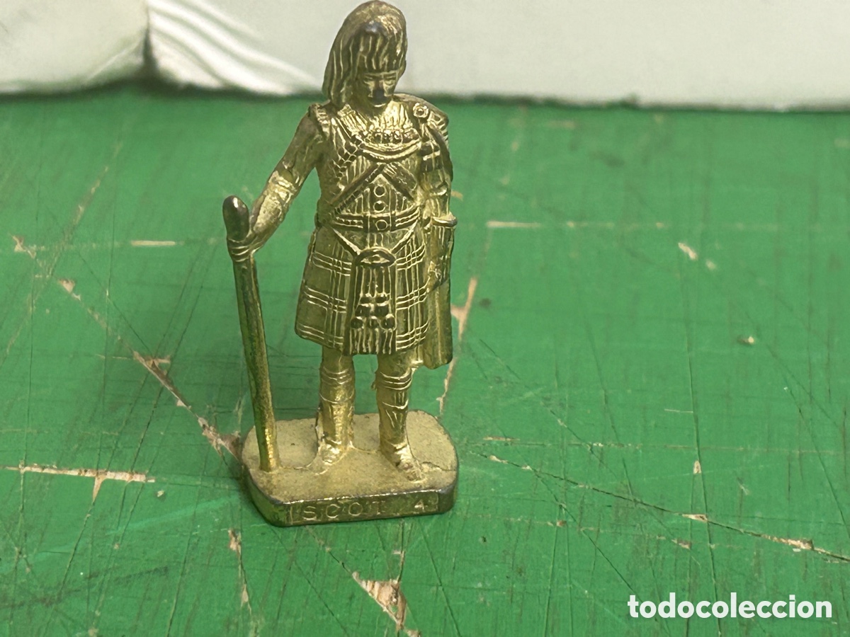 Coleccionismo: FIGURA METAL SOLDADO ESCOCES REGALO KINDER A&Ntilde;OS 90