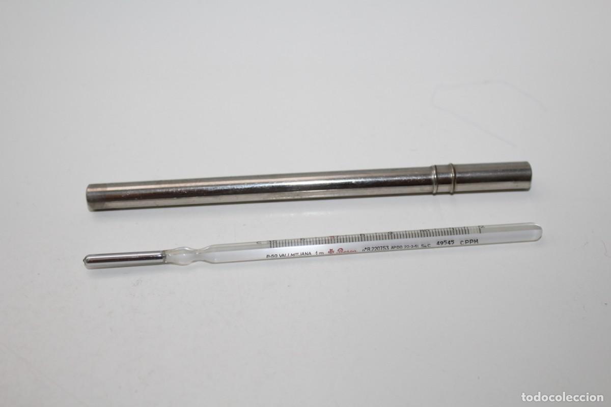 Coleccionismo: ANTIGUO TERMOMETRO CLINICO MARCA BERPA CON SU FUNDA METALICA