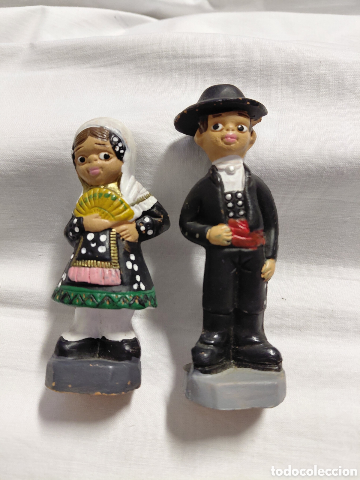 Coleccionismo: PAREJA DE FIGURAS REGIONALES - Foto 1