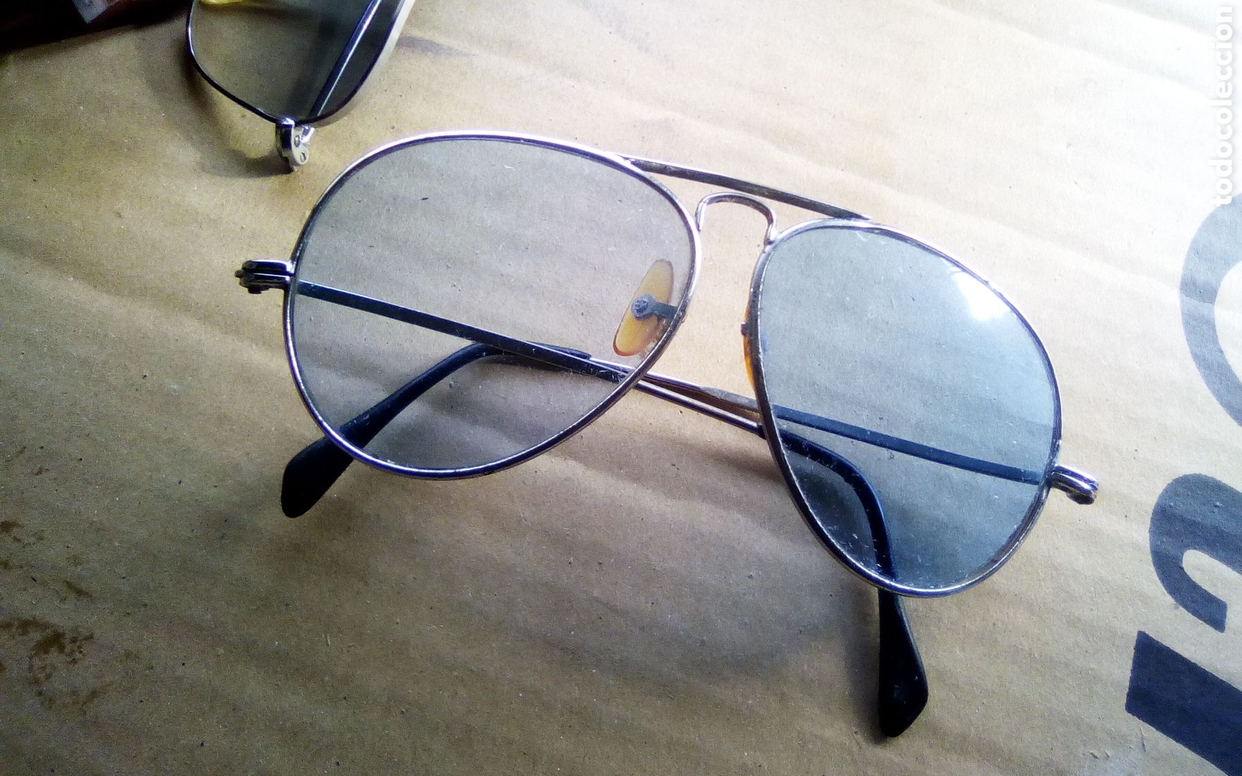 Coleccionismo: Gafas de aviador azules claro. Usadas.