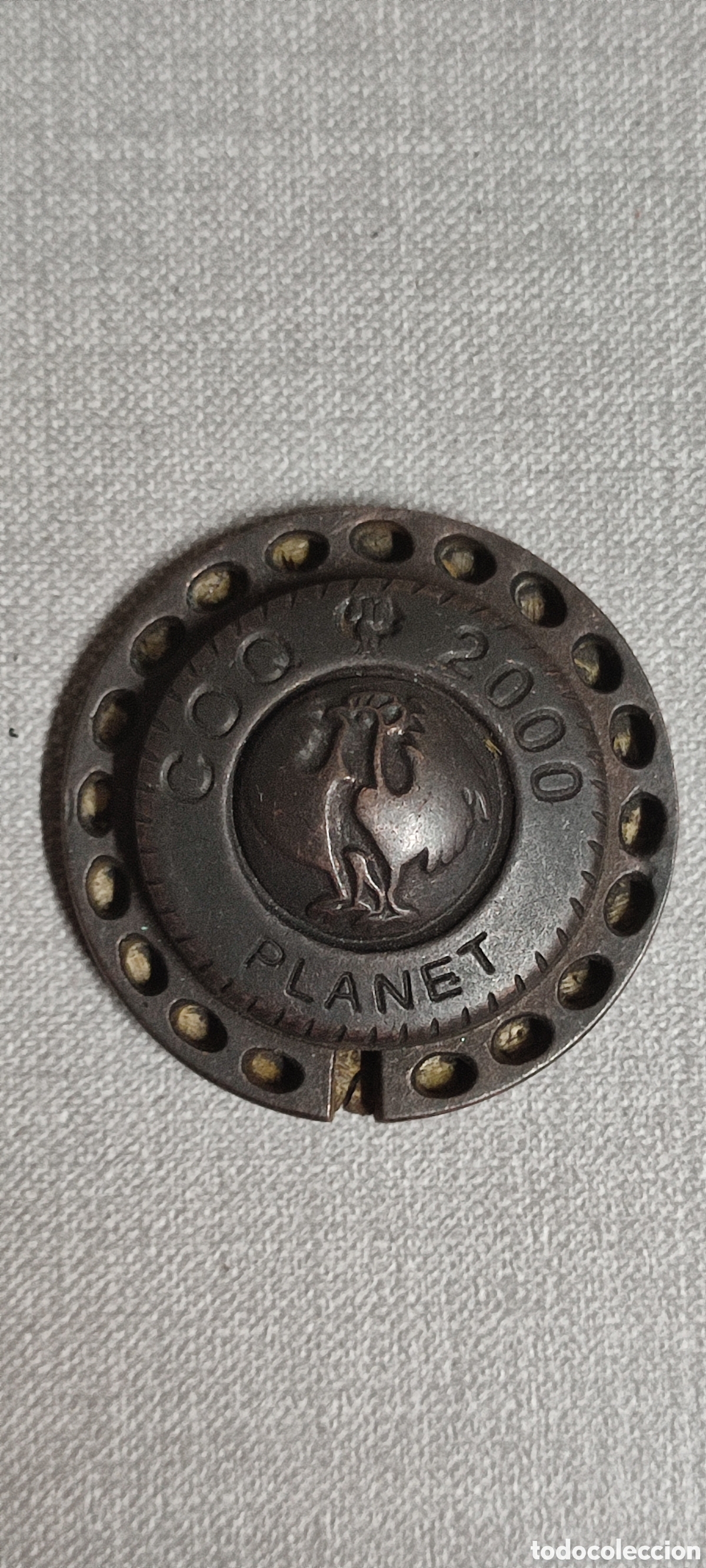 Coleccionismo: Planet Coq 2000, troquel matriz para fabricar piezas de metal de la marca para bolsos y ropa.