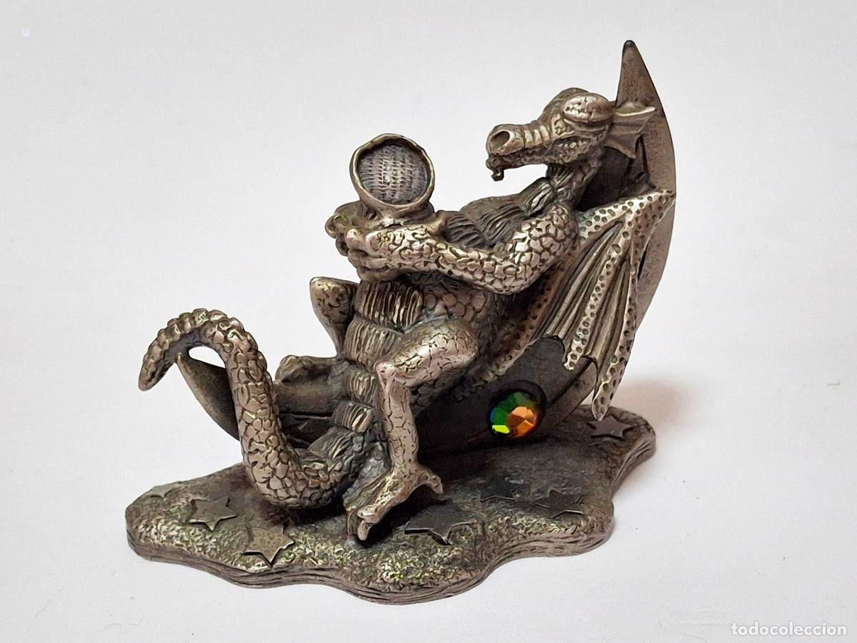 Coleccionismo: The Sleepy Dragon, Drag&oacute;n Durmiente, de la colecci&oacute;n Myth & Magic, por Tudor Mint, estimaci&oacute;n 30 &euro;