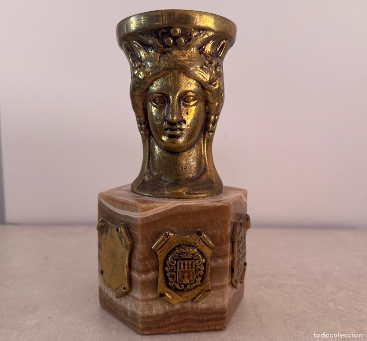 Coleccionismo: Trofeo Diosa Tanit - Escudo Diputaci&oacute;n Alicante