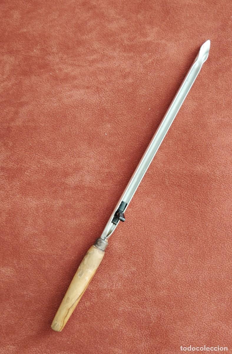 Coleccionismo: AGUJA DE MECHAR CARNE - MECHADOR -.EL ENVIO ESTA INCLUIDO