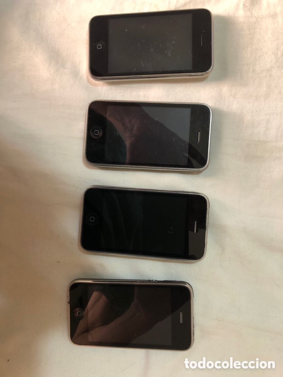 Coleccionismo: Lote de cuatro tel&eacute;fonos iPhone primera generaci&oacute;n