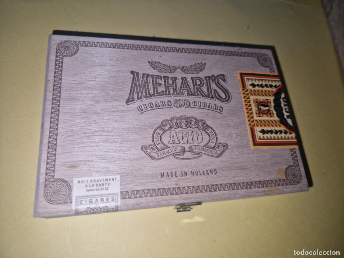 Coleccionismo: caja de madera 50 cigars Mehari&acute;s Mild & Light Holland