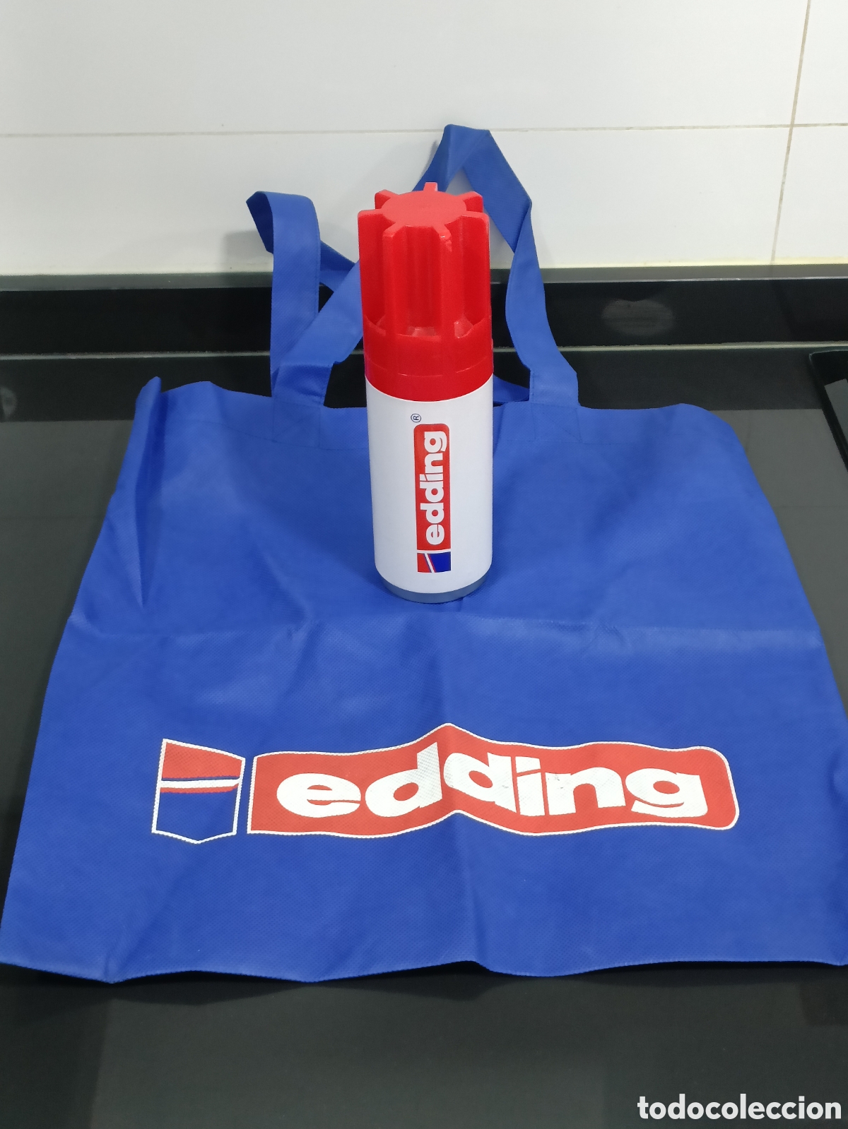 Coleccionismo: Vintage Bolsa + lapicero met&aacute;lico Edding