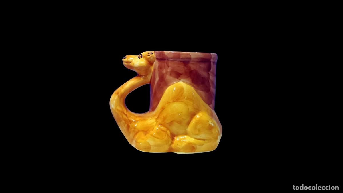 Collectionnisme: Taza de Porcelana Camello - Original de Egipto, Autor D. Jerba, Hecha a Mano, 1993