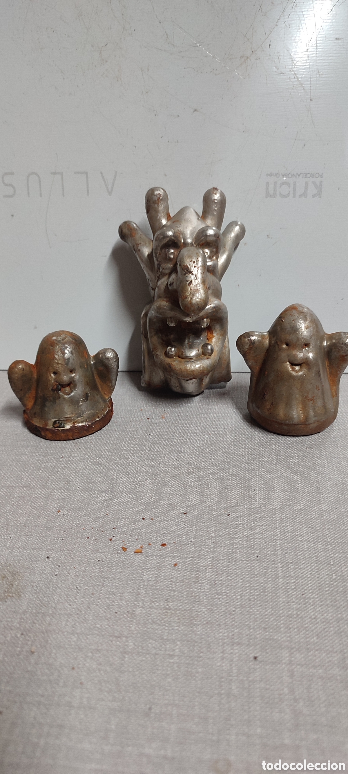 Coleccionismo: Pequetren, Caramalo, moldes de niquel del juguete Caramalo de pequetren. Dos fantasmas y un monstruo