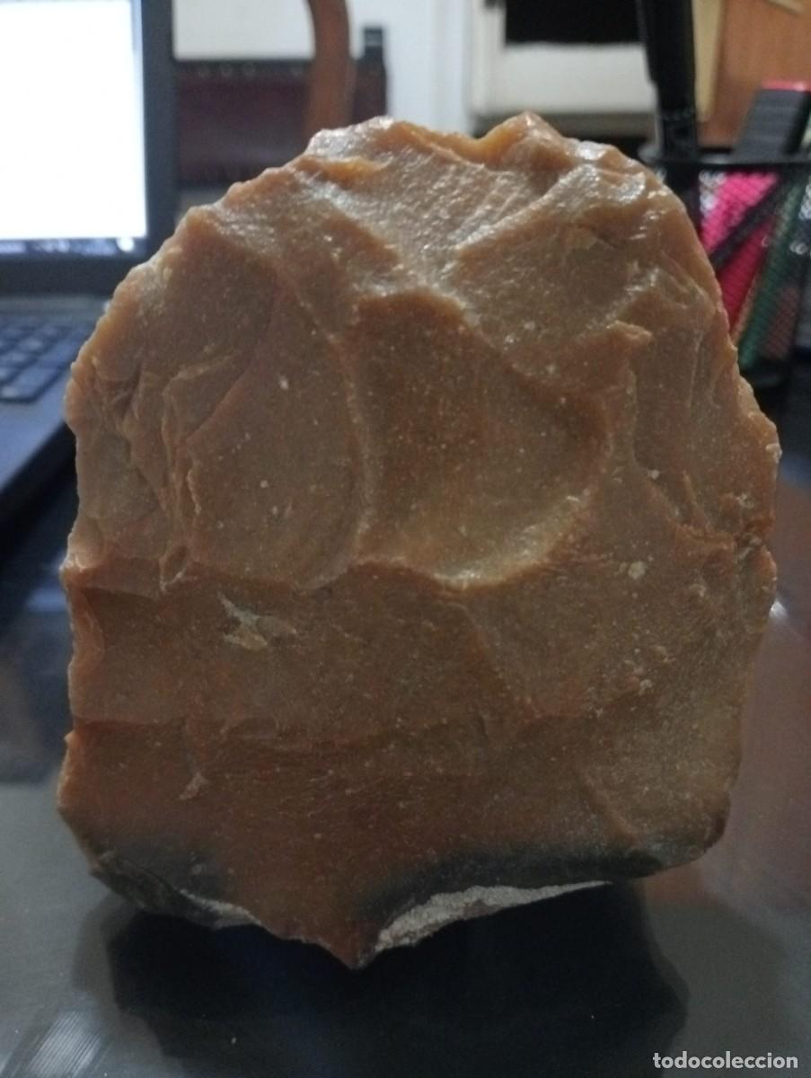 Collectionnisme: Paleol&iacute;tico S&iacute;lex bifaz- N&uacute;cleo- 115 mm - Lote 138/1