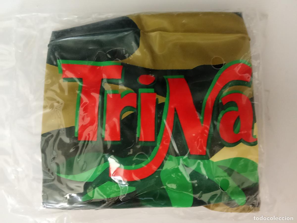 Coleccionismo: Bal&oacute;n de playa promoci&oacute;n Trina bolsa precintada