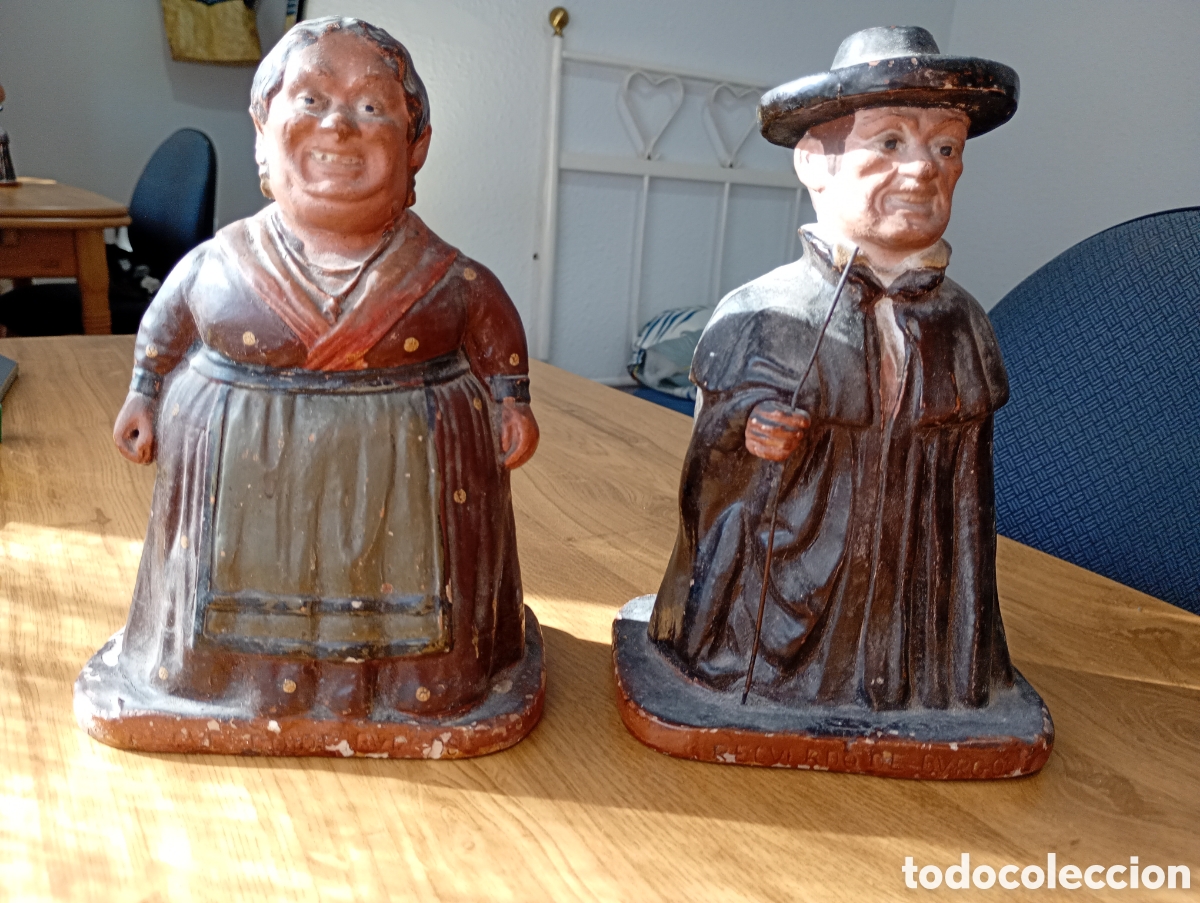 Coleccionismo: Gigantillos o gigantones de Burgos. Terracota pintados a mano. Castilla Le&oacute;n. Cabezudos