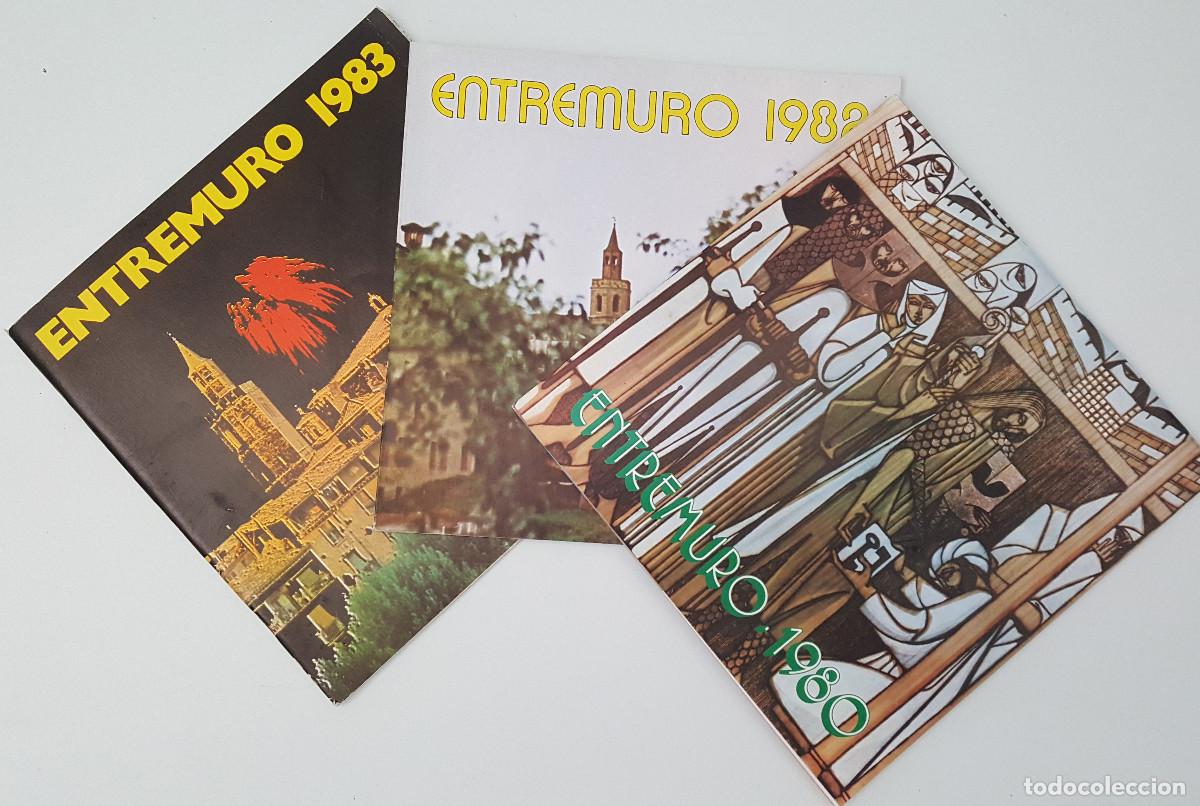 Coleccionismo: LOTE 3 PROGRAMAS DE FIESTAS DEL BARRIO ENTREMURO BARBASTRO A&Ntilde;OS 1980, 1982 Y 1983, NUEVOS