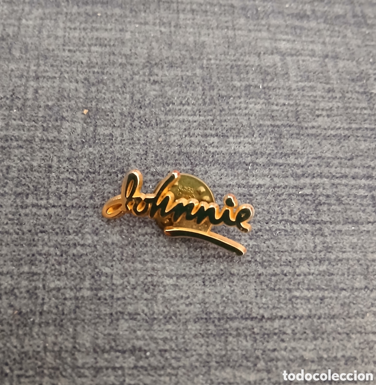 Coleccionismo: Pin Johnnie Walker Dorado