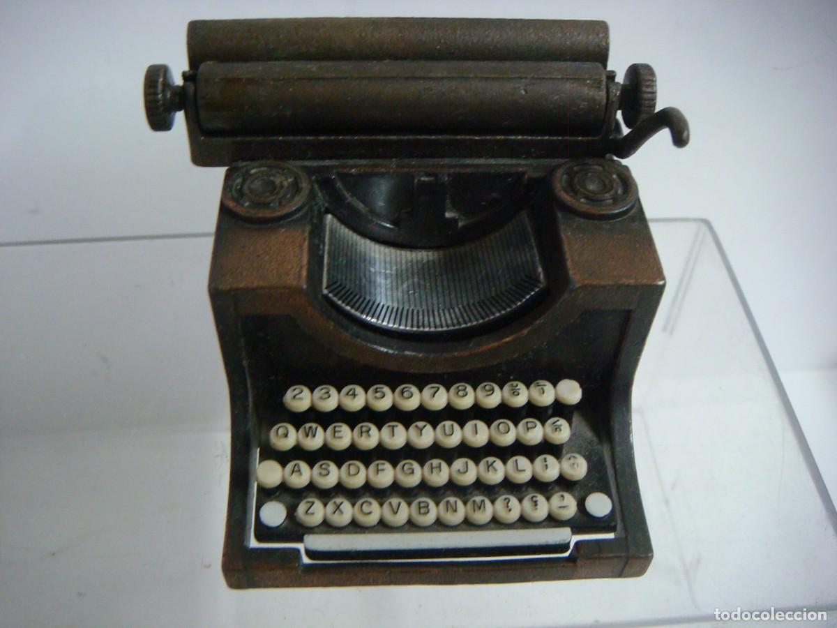 Coleccionismo: SACAPUNTAS DE UNA MAQUINA DE ESCRIBIR MARCA PLAYME-CAJ-N&ordm;-78