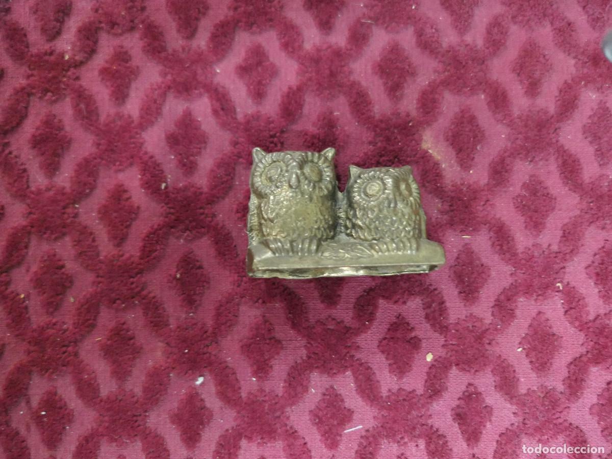 Coleccionismo: B&uacute;hos de metal, bronce envejecido