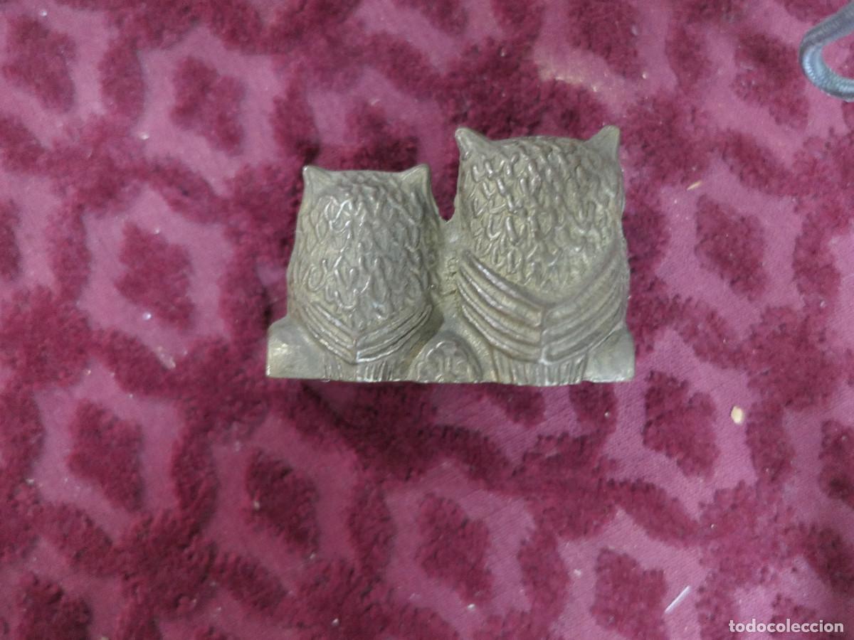 Coleccionismo: B&uacute;hos de metal, bronce envejecido - Foto 2