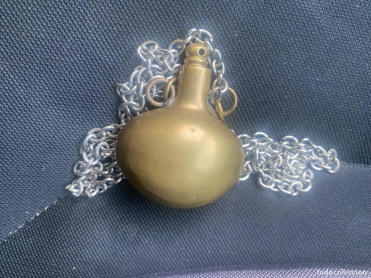 Coleccionismo: ANTIGUO PERFUMERO COLGANTE