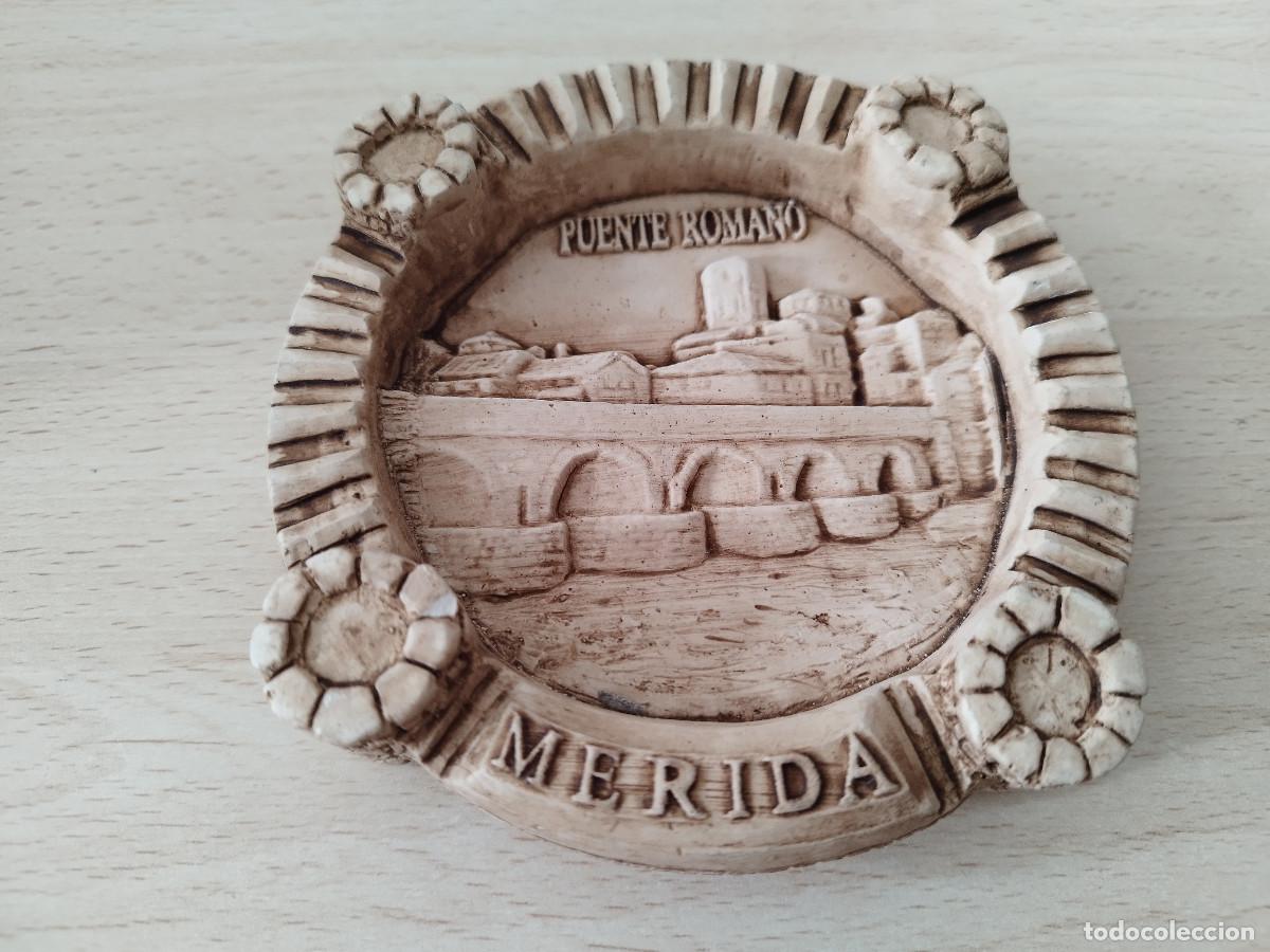 Coleccionismo: Souvenir Puente Romano de M&eacute;rida