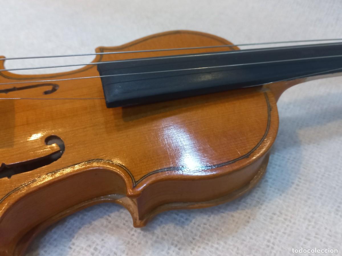 Coleccionismo: VIOL&Iacute;N madera (34cm) estuche - Foto 9