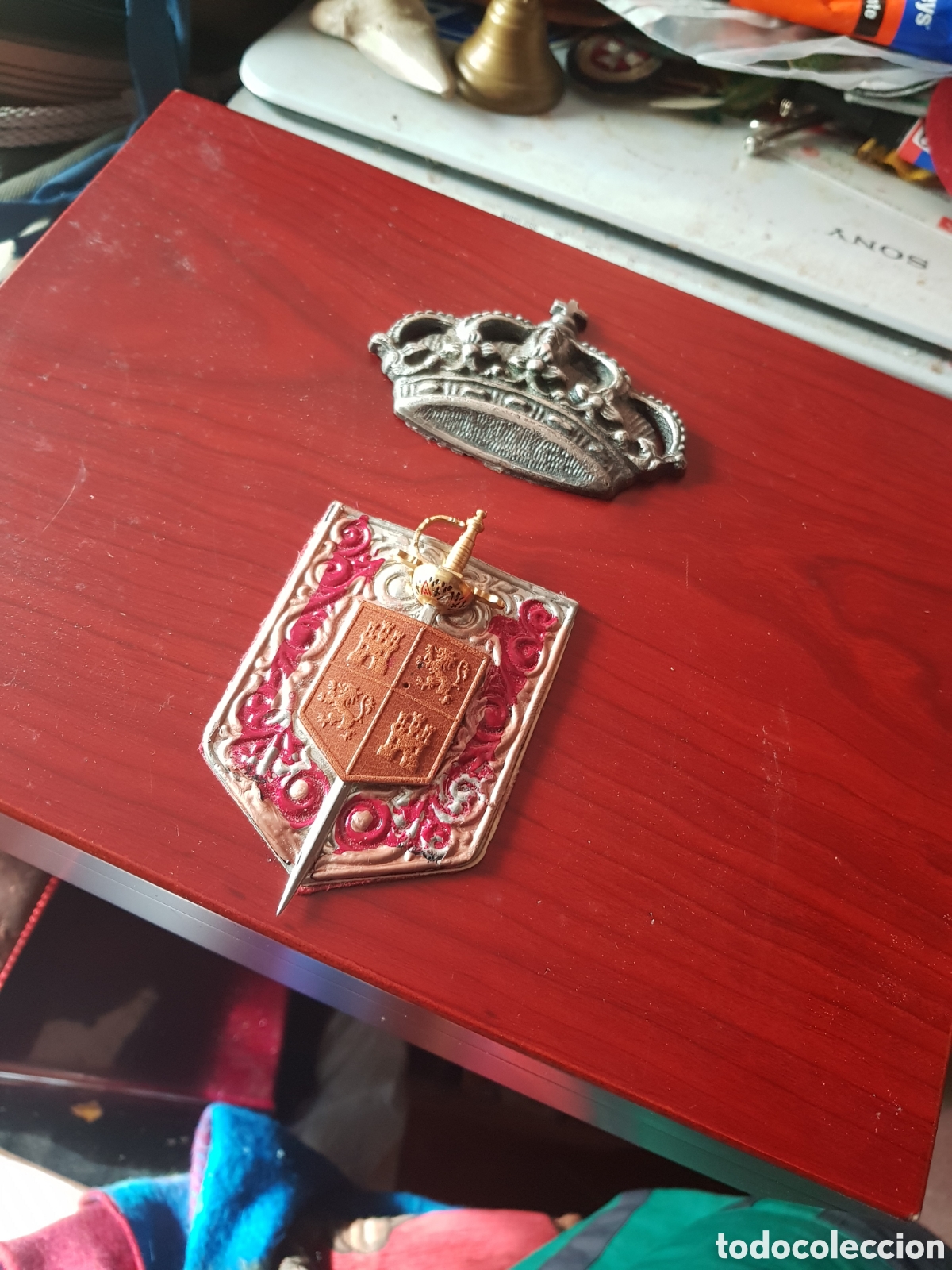 Coleccionismo: CAJA DE PUROS ESCUDO HERALDICO CASTILLA Y LE&Oacute;N